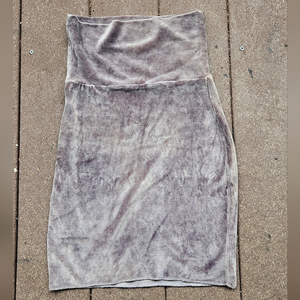 Elegant Lilac-Gray Velour Skirt